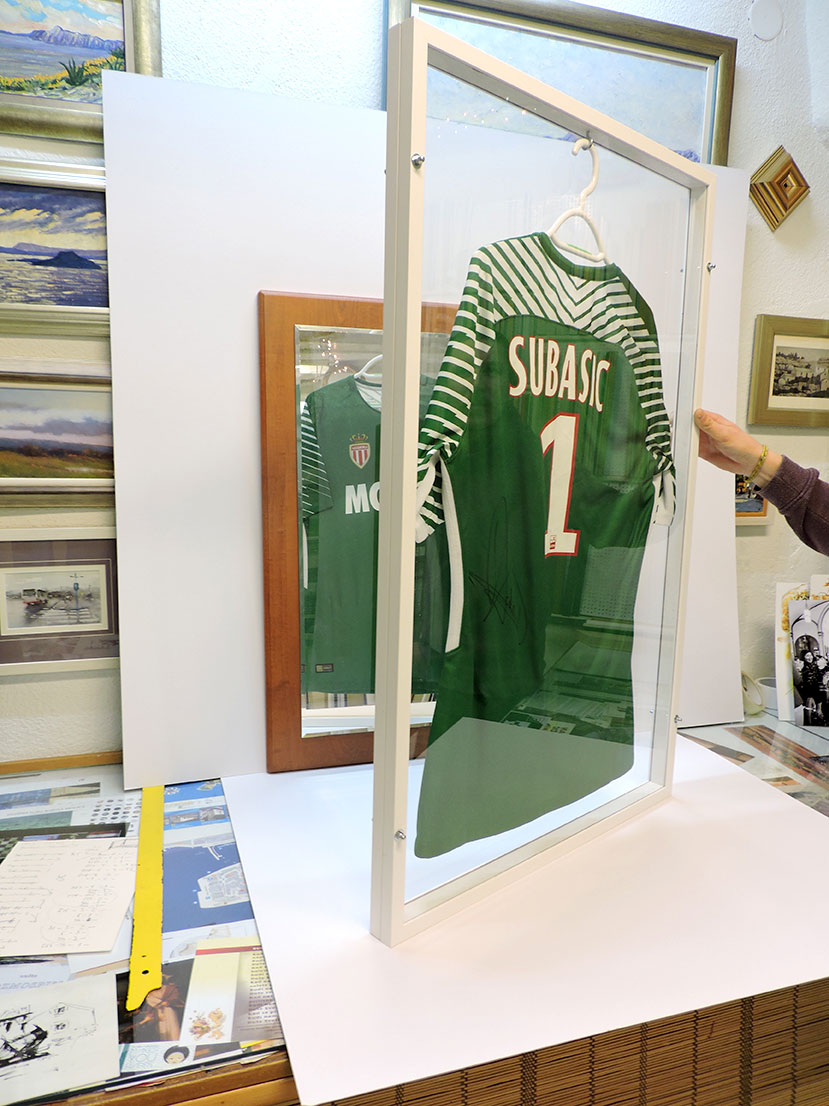 Uokviravanje nogometnih dresova